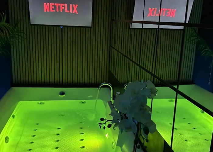 Ama Esclusive Madama בית נופש פררה