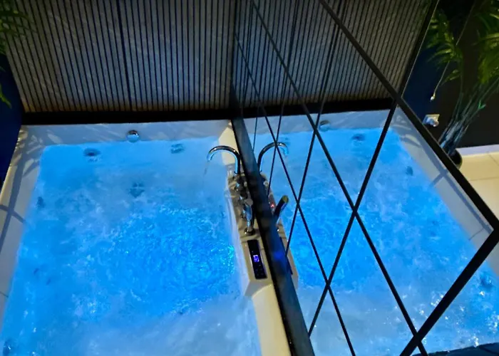 Ama Esclusive Madama בית נופש פררה