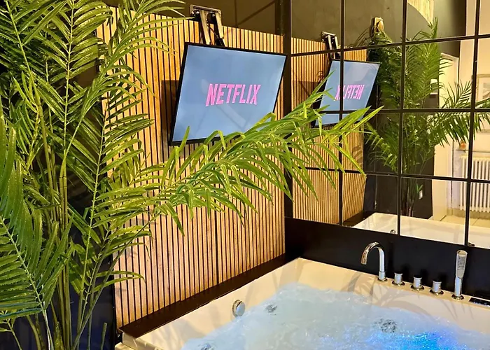 Ama Esclusive Madama פררה