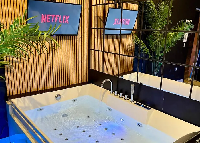 Ama Esclusive Madama Hébergement de vacances *