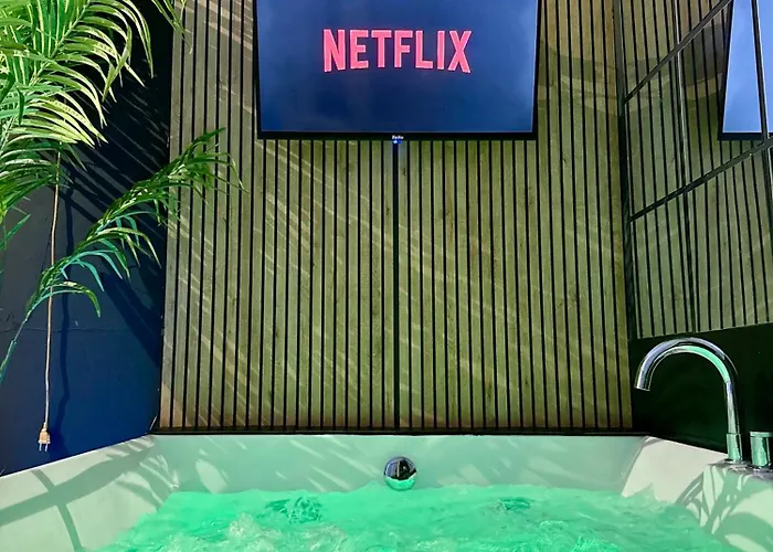 Ama Esclusive Madama *